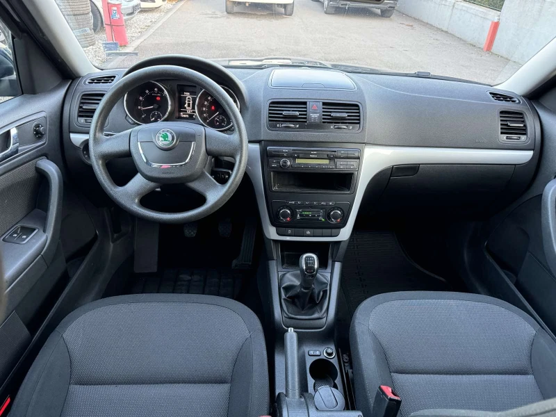 Skoda Yeti 1.8i, снимка 9 - Автомобили и джипове - 49032640