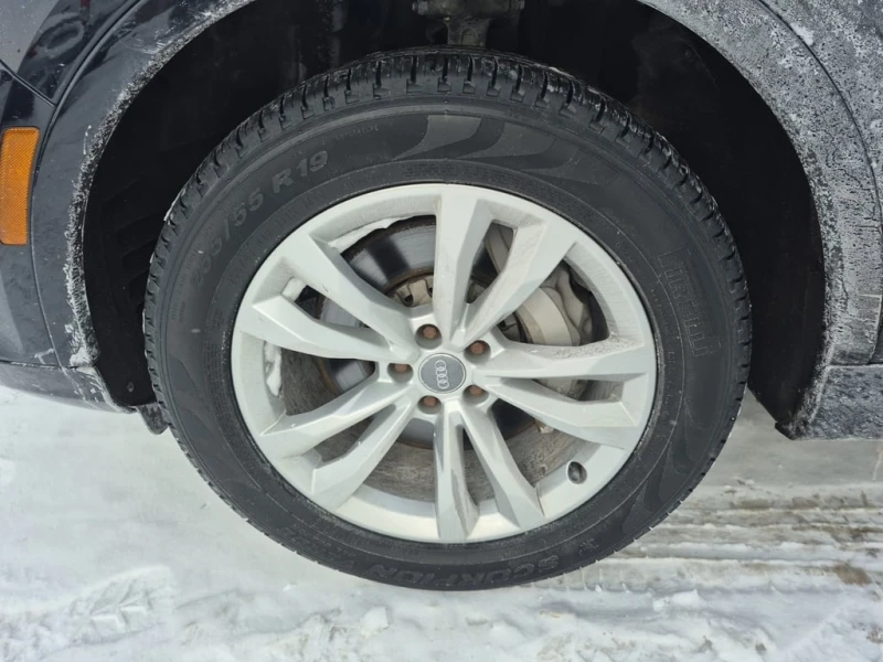 Audi Q7 * PREMIUM PLUS * CARFAX * ЦЕНА ДО БГ, снимка 14 - Автомобили и джипове - 53205793