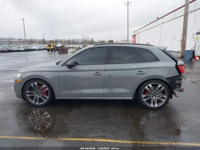 Audi SQ5 PREMIUM* AWD* Virtual* Ambient* Памет* Камера* м.Т, снимка 6 - Автомобили и джипове - 53812870