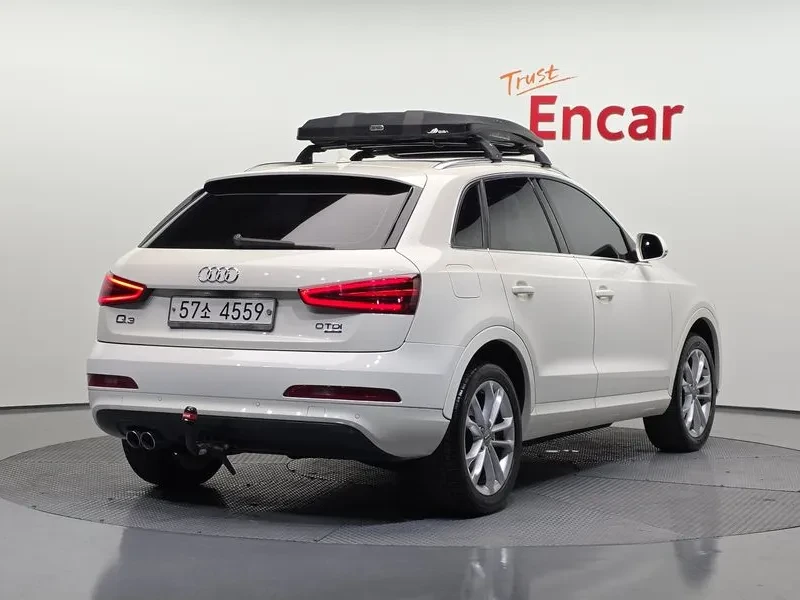 Audi Q3 2.0 TDI Quattro - САМО 30% АВАНС, снимка 4 - Автомобили и джипове - 56066426