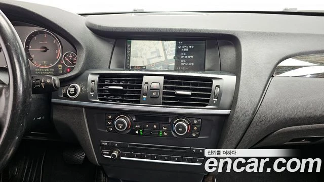 BMW X3, снимка 12 - Автомобили и джипове - 56089310
