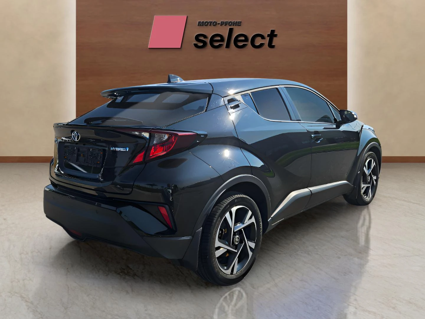 Toyota C-HR 1.8 - изображение 5