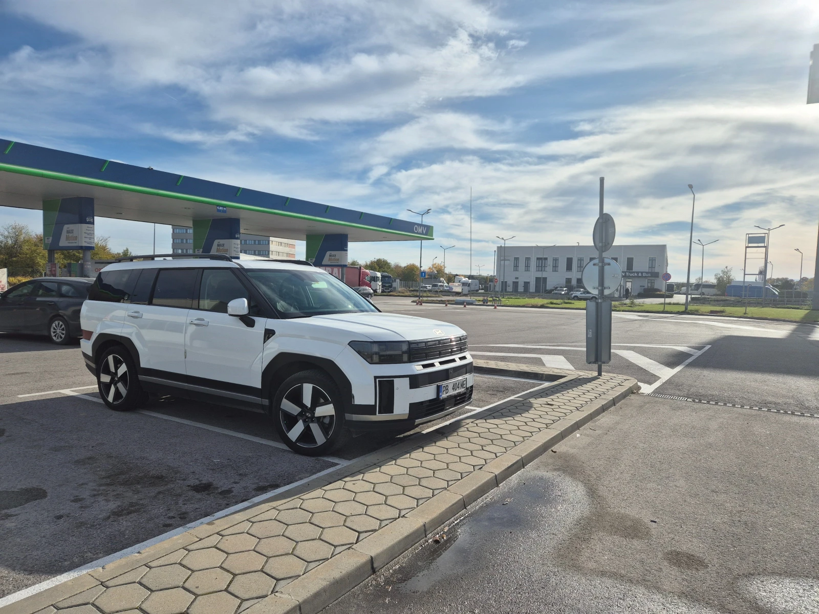 Hyundai Santa fe 1.6T-GDI Hibrid AWD PREMIUM -7 ����� | Mobile.bg � ����������� 17