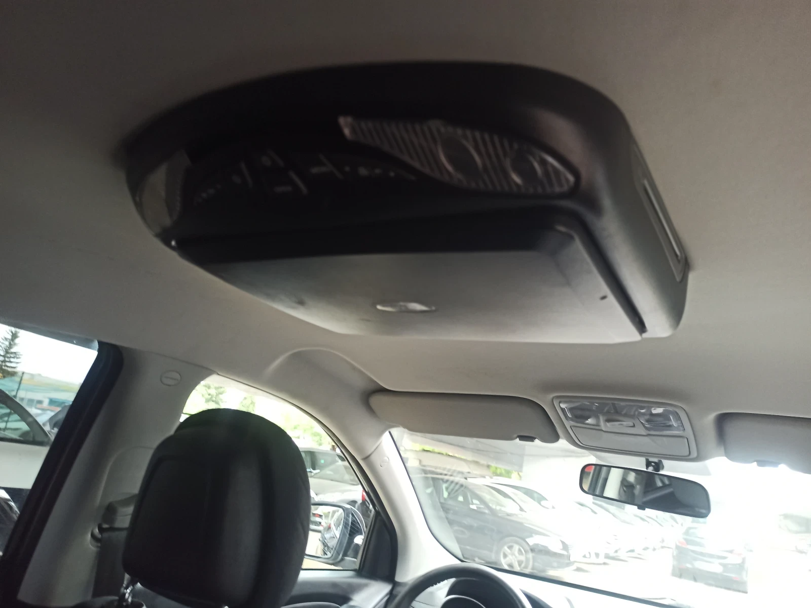 Hyundai IX35 13 г.2.0i, 4x4, снимка 10 - Автомобили и джипове - 54509025