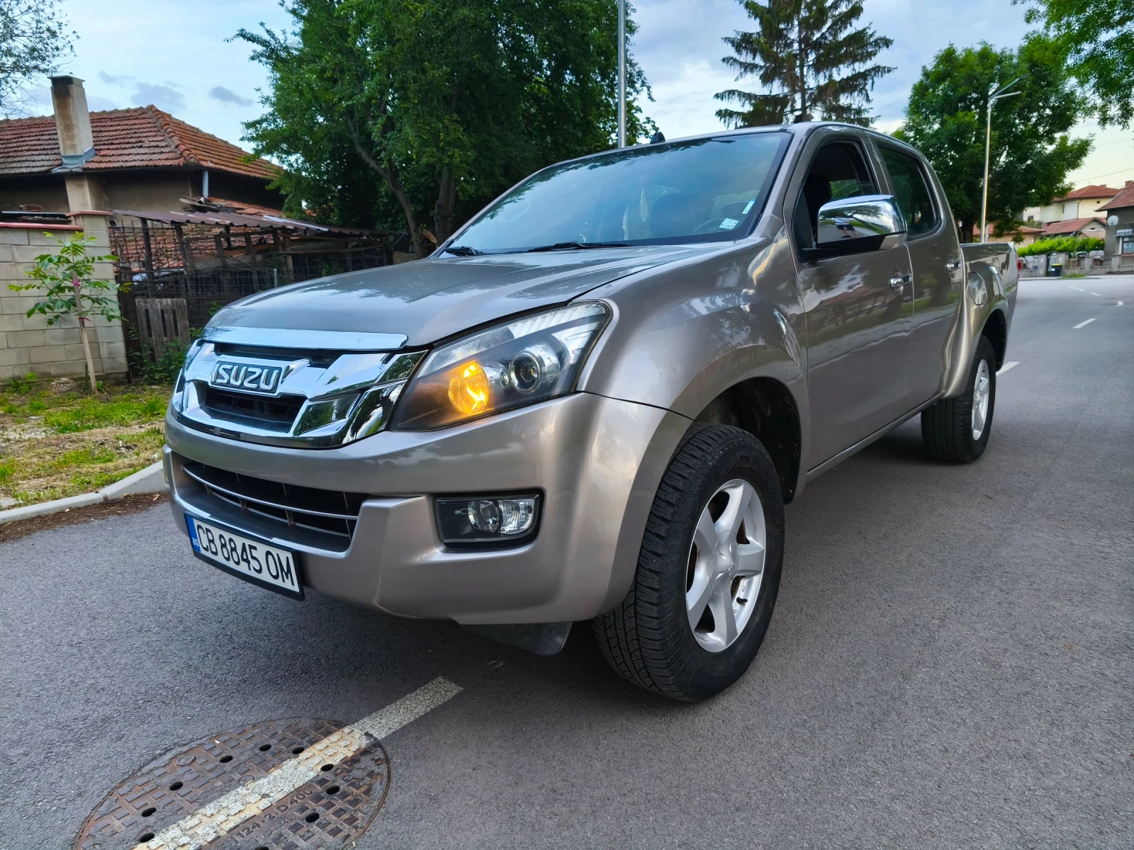 Isuzu D-max 4x4 Auto Италия 