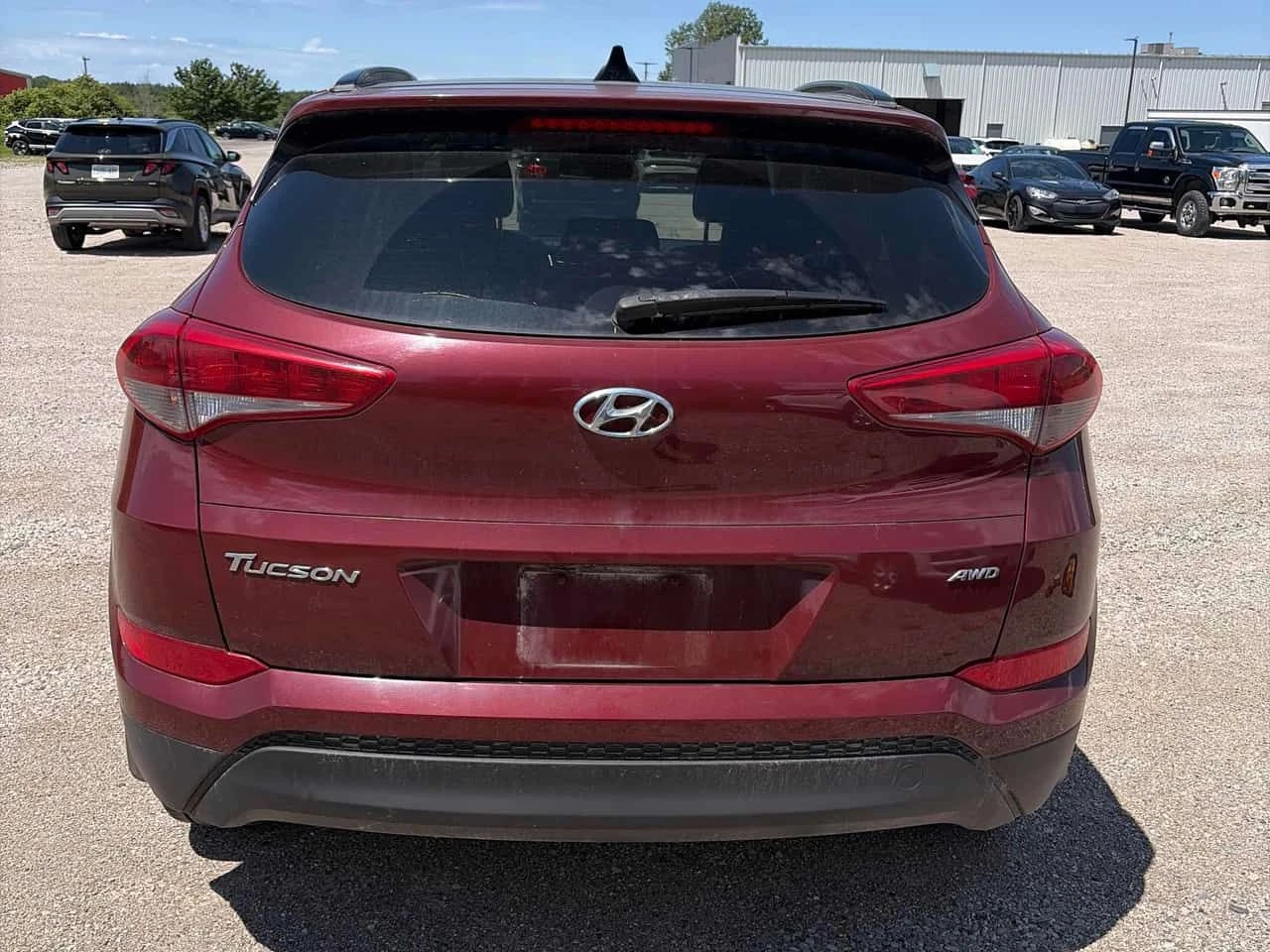 Hyundai Tucson * 2.0L AWD * CARFAX * БЕЗ ПЪРВОНАЧАЛНА ВНОСКА, снимка 4 - Автомобили и джипове - 54943113