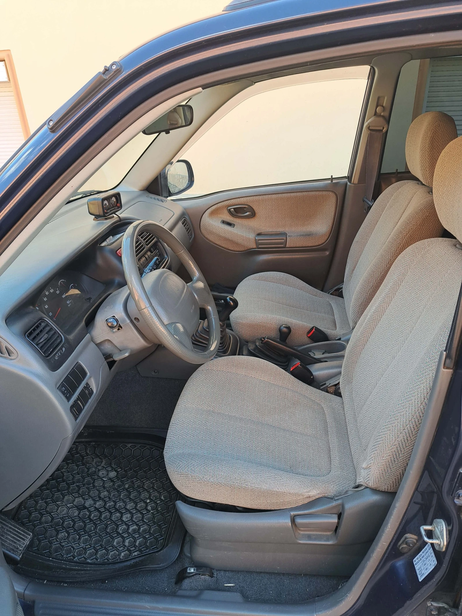 Suzuki Grand vitara, снимка 8 - Автомобили и джипове - 55249985