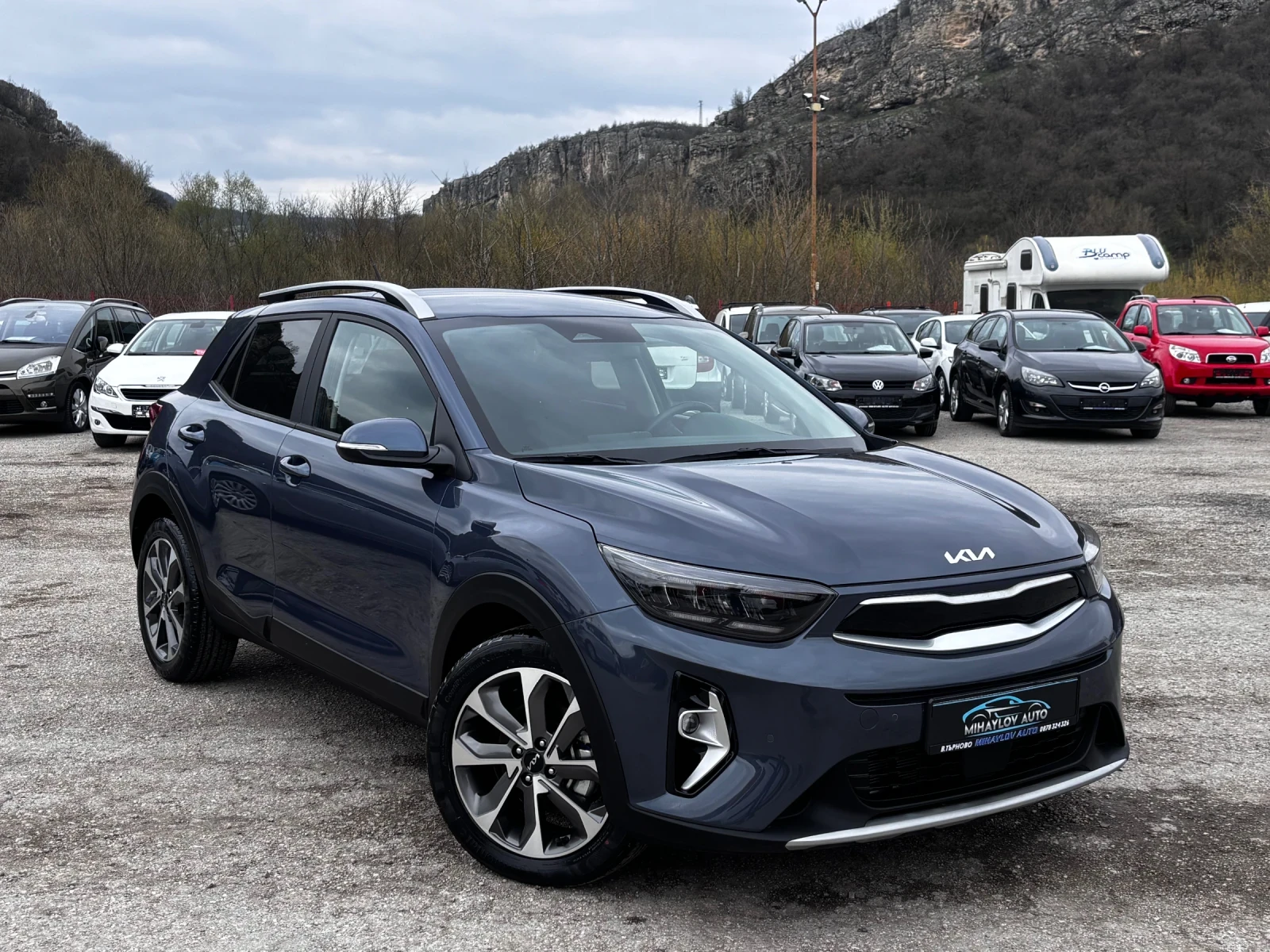 Kia Stonic 1.0 T-GDI MHEV 2000km/КАТО НОВА/CARPLAY/З.Камера