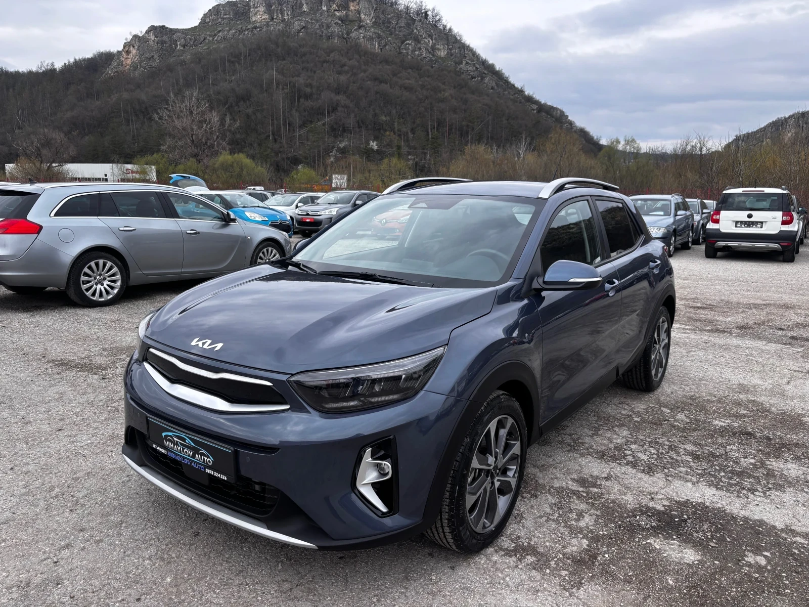 Kia Stonic 1.0 T-GDI MHEV 2000km/КАТО НОВА/CARPLAY/З.Камера, снимка 7 - Автомобили и джипове - 55742481