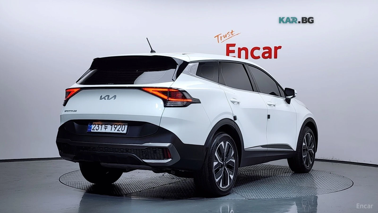 Kia Sportage PRESTIGE* ПОДГРЕВ* СЛЕД НА ЛЕНТИ* КОЖА, снимка 2 - Автомобили и джипове - 55824957