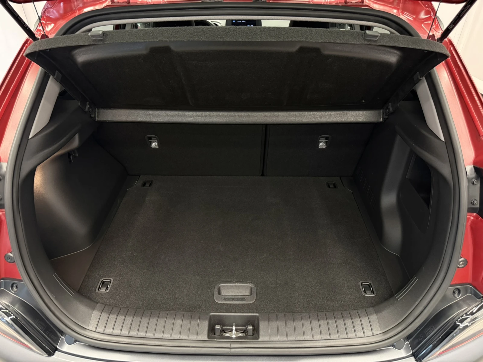 Hyundai Kona EXCLUSIVE, снимка 17 - Автомобили и джипове - 56222346