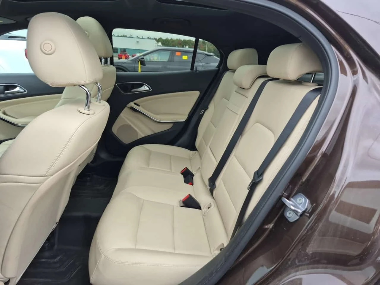 Mercedes-Benz GLA * 250 * CARFAX * ��� ������������ ������ | Mobile.bg � ����������� 11