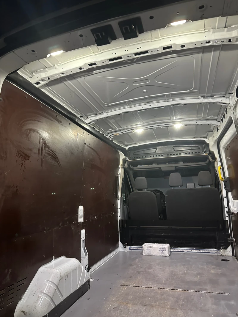 Ford Transit 2.2 DCI 155 к.с. L2H2, снимка 9 - Бусове и автобуси - 52363182