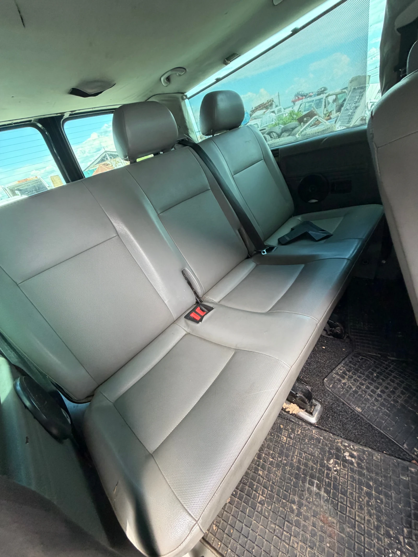 VW T5, снимка 7 - Бусове и автобуси - 54677813