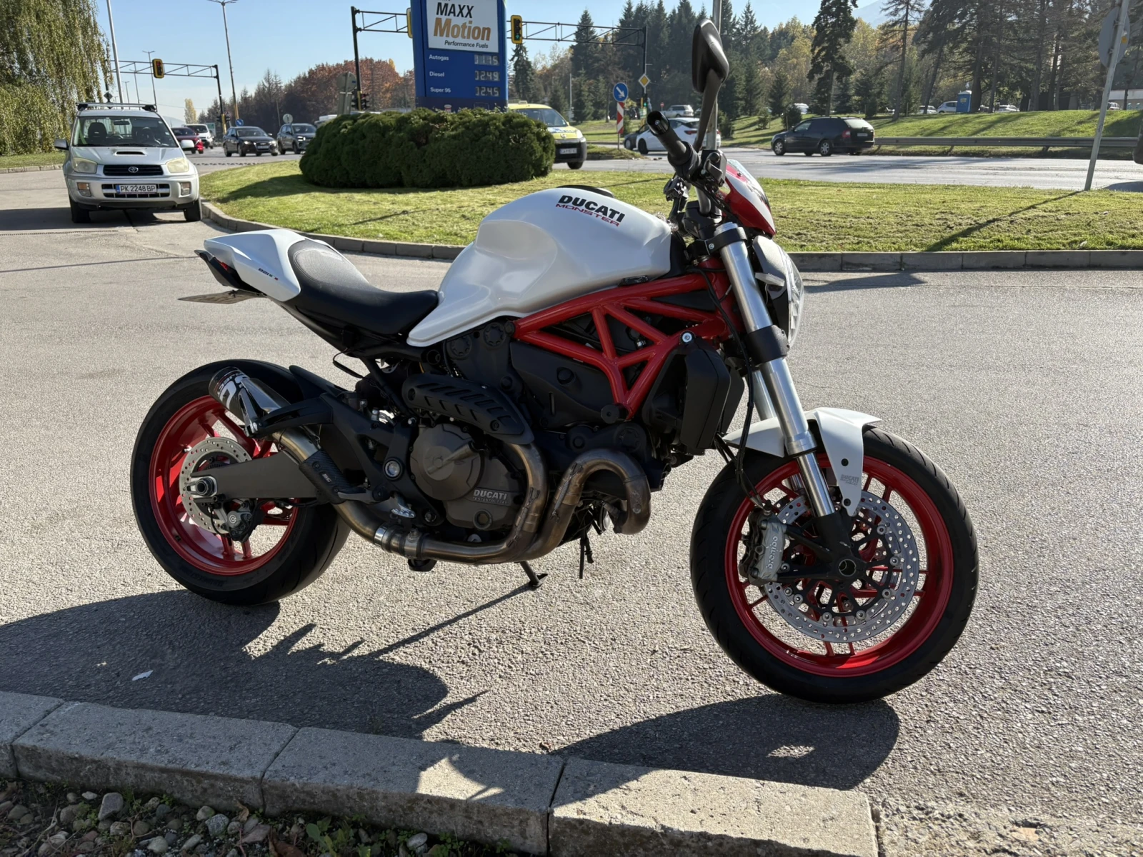 Ducati Monster 821 - изображение 3