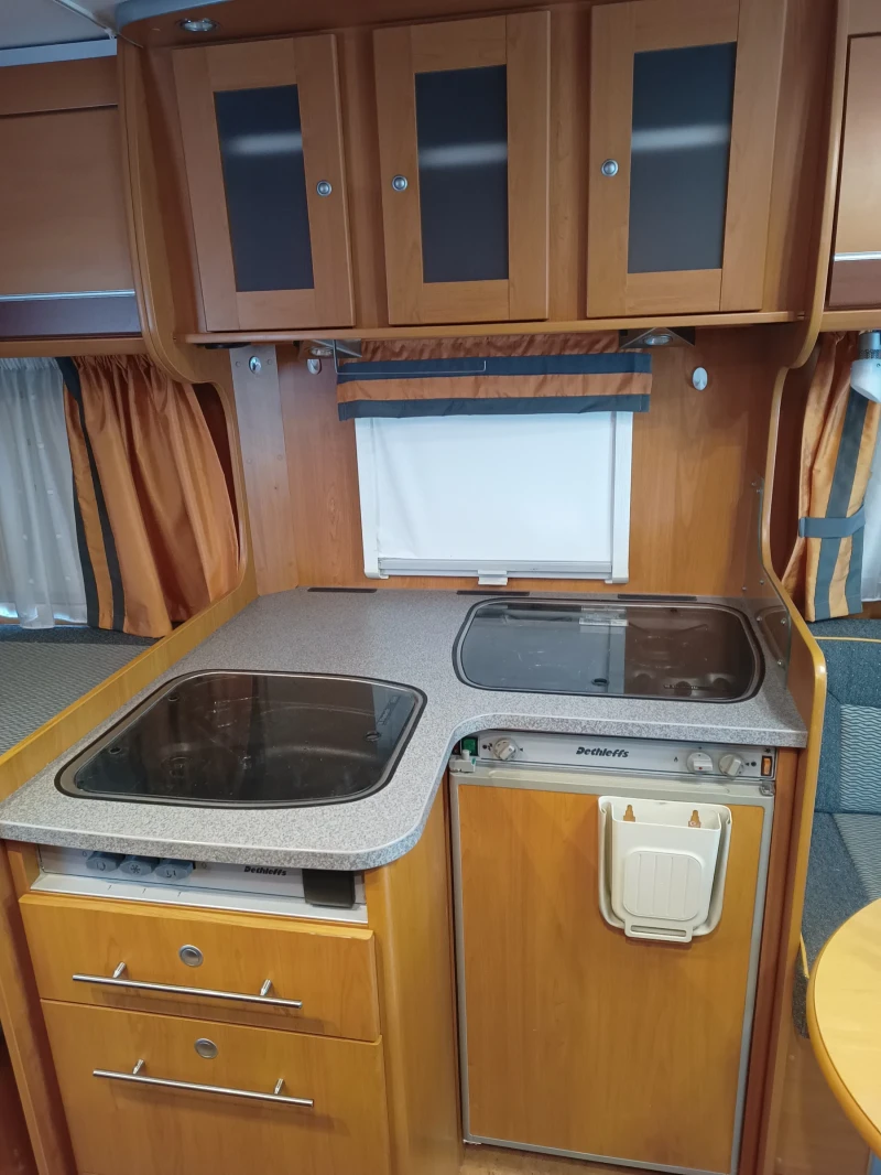 Кемпер Dethleffs, снимка 6 - Каравани и кемпери - 53154958