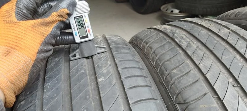 Гуми Летни 215/55R17, снимка 6 - Гуми и джанти - 32927383