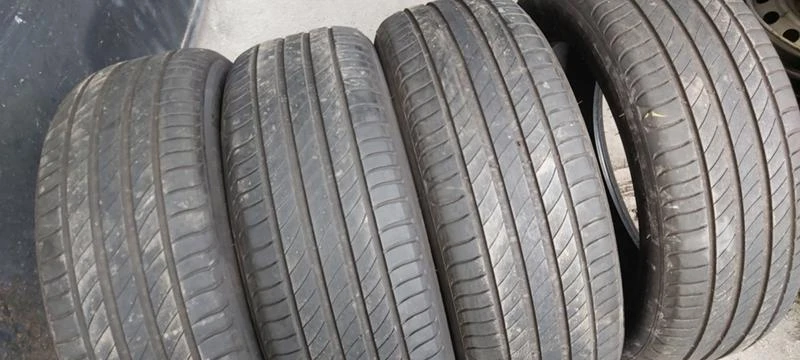 Гуми Летни 215/55R17, снимка 2 - Гуми и джанти - 32927383