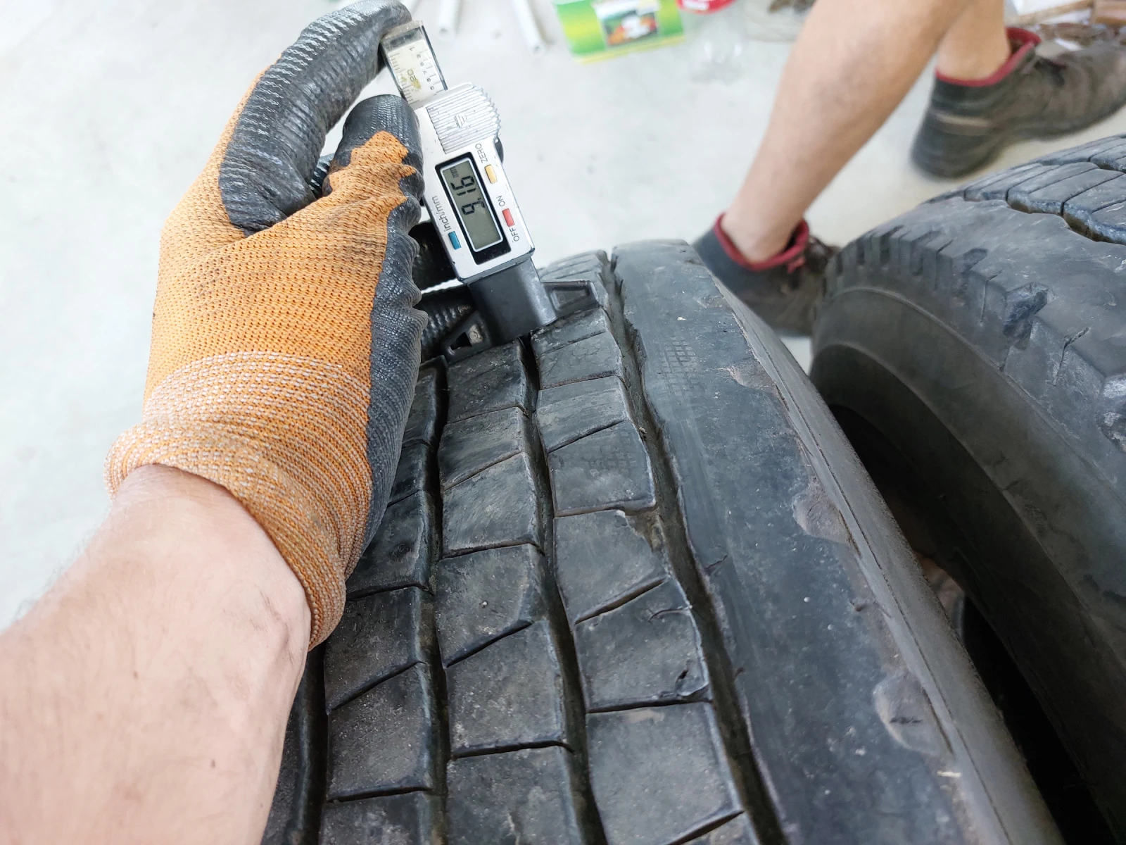 ���� 215/75R17.5 | Mobile.bg � ����������� 3