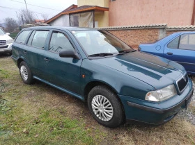 Skoda Octavia 1.6 I, снимка 6
