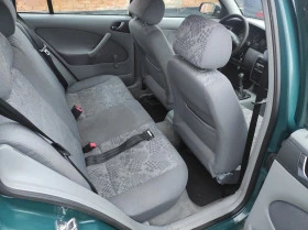 Skoda Octavia 1.6 I, снимка 15