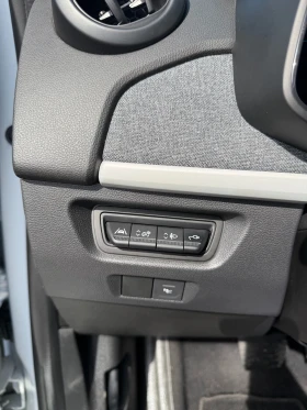 Renault Zoe FACELIFT 52 KW гаранция на батерията КАПАРИРАНА, снимка 12