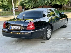     Lincoln Town car  Presidential  
