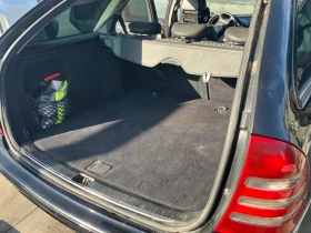 Mercedes-Benz 220, снимка 2