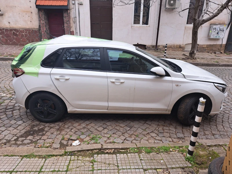 Hyundai I30 1.4  и 1.0 турбо 1.6 disel, снимка 2 - Автомобили и джипове - 48108914