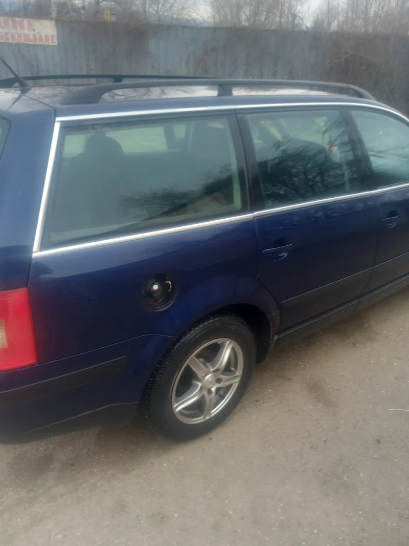 VW Passat, снимка 2 - Автомобили и джипове - 47698267