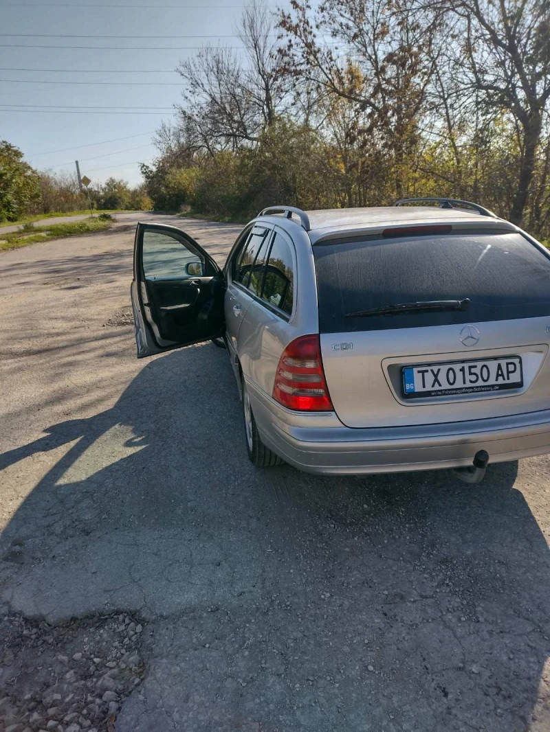 Mercedes-Benz C 270, снимка 4 - Автомобили и джипове - 48588159