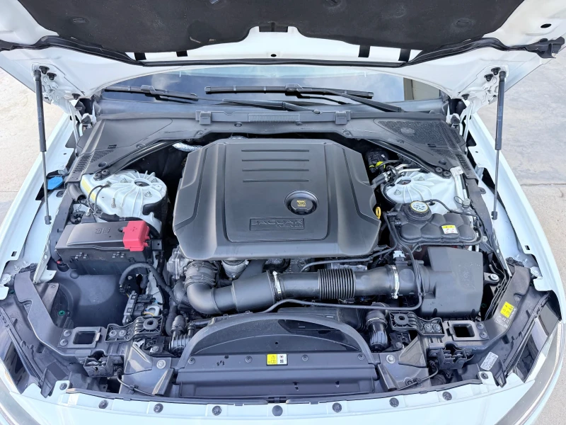 Jaguar Xf 2.0d 180k.c* 4x4* UNIKAT* , снимка 17 - Автомобили и джипове - 47296914