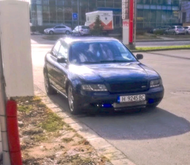 Audi A4 1.8T QUATTRO, снимка 1 - Автомобили и джипове - 48176741