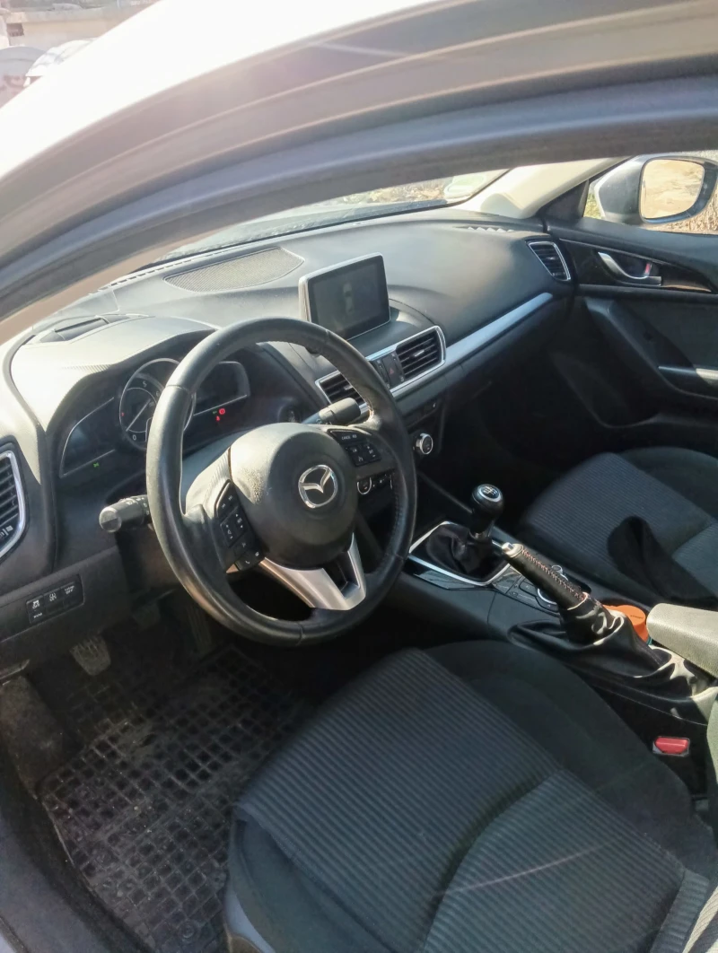 Mazda 3 2.2 skyactiv , снимка 5 - Автомобили и джипове - 49088839