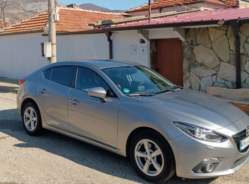 Mazda 3 2.2 skyactiv , снимка 3 - Автомобили и джипове - 49088839