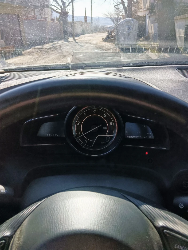 Mazda 3 2.2 skyactiv , снимка 7 - Автомобили и джипове - 49088839