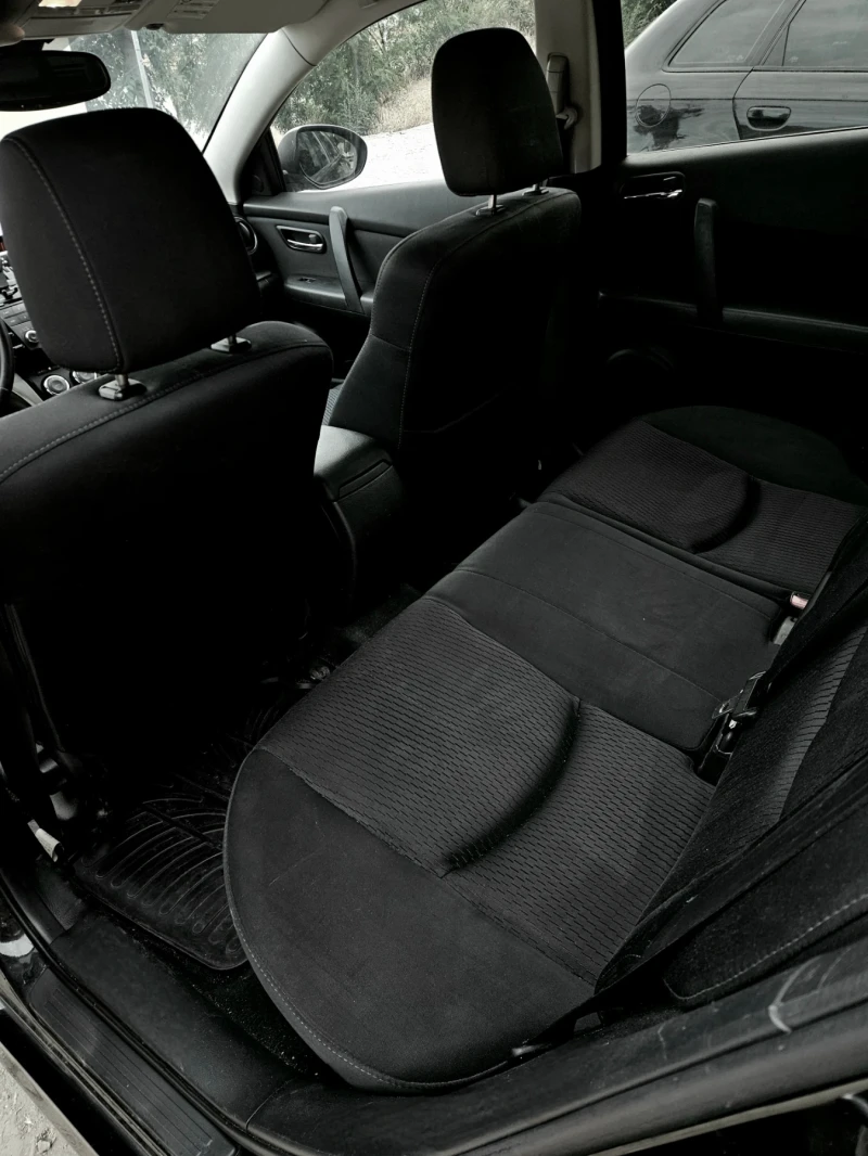 Mazda 6 2.2 CD, снимка 7 - Автомобили и джипове - 52383867