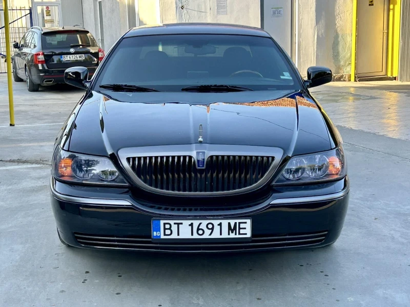 Lincoln Town car  Presidential ГАЗОВ ИНЖЕКЦИОН, снимка 2 - Автомобили и джипове - 52486499