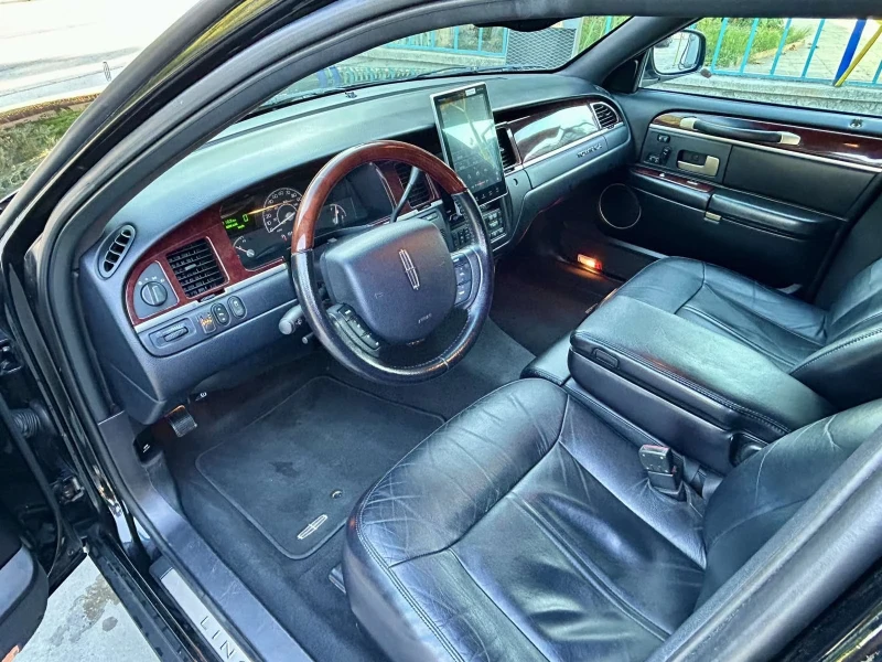 Lincoln Town car  Presidential ГАЗОВ ИНЖЕКЦИОН, снимка 7 - Автомобили и джипове - 52486499
