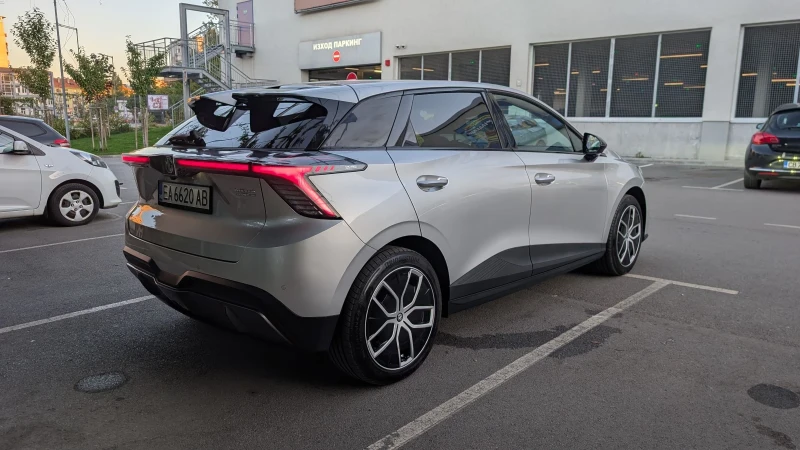 Mg MG4 LR Luxary, снимка 5 - Автомобили и джипове - 51778345