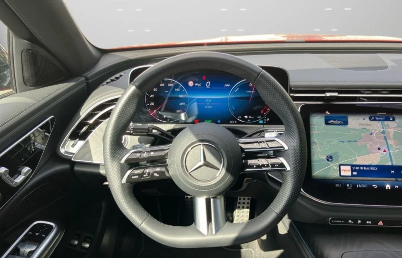 Mercedes-Benz E 300 e AMG PLUG-IN HYBRID NIGHT 360 MEMORY DISTRONIC, снимка 7 - Автомобили и джипове - 51937654