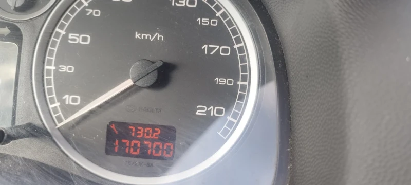 Peugeot 307, снимка 8 - Автомобили и джипове - 52437855