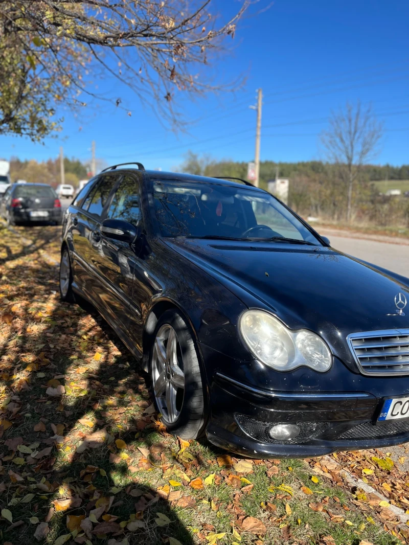 Mercedes-Benz C 220, снимка 5 - Автомобили и джипове - 52263544
