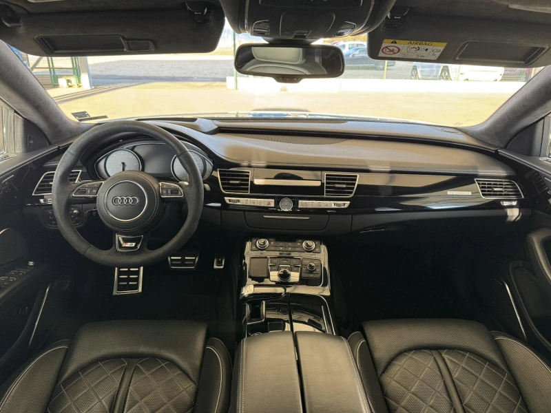 Audi S8 520ps* EXCLUSIVE* CERAMIC* 3xTV* MATRIX* B&O* FULL, снимка 11 - Автомобили и джипове - 52937194