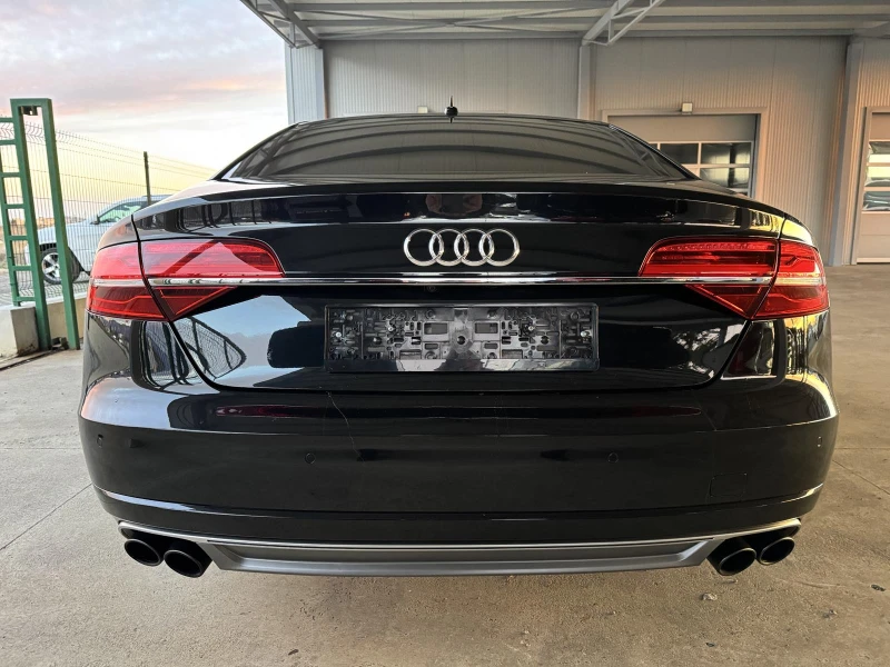Audi S8 520ps* EXCLUSIVE* CERAMIC* 3xTV* MATRIX* B&O* FULL, снимка 4 - Автомобили и джипове - 52937194