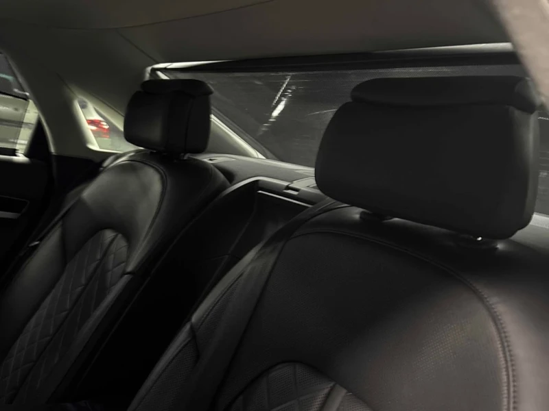 Audi A8 Premium  CARFAX, снимка 17 - Автомобили и джипове - 53043442