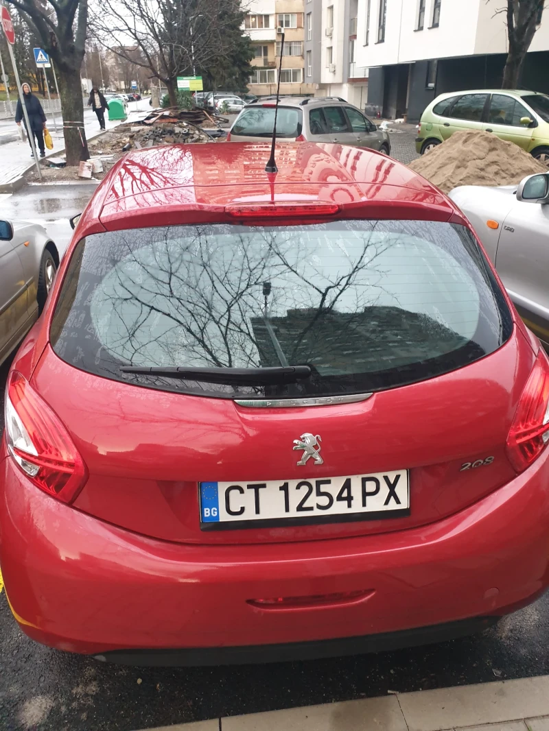 Peugeot 208, снимка 3 - Автомобили и джипове - 53486591
