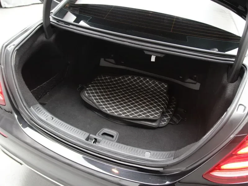 Mercedes-Benz E 200 Avantgarde, снимка 6 - Автомобили и джипове - 56018651