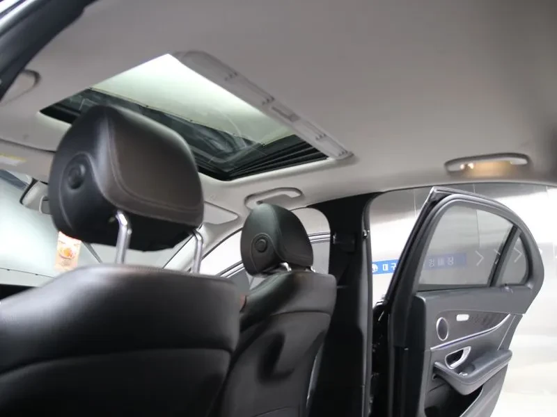 Mercedes-Benz E 200 Avantgarde, снимка 15 - Автомобили и джипове - 56018651