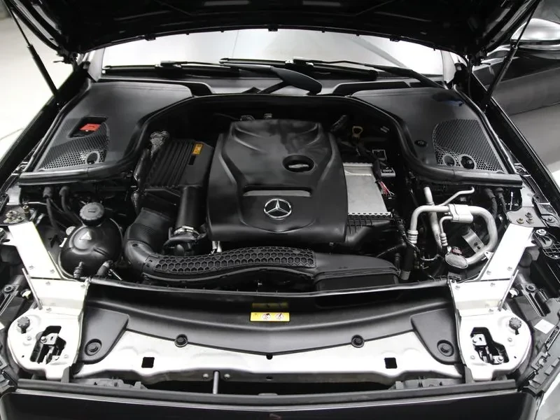 Mercedes-Benz E 200 Avantgarde, снимка 5 - Автомобили и джипове - 56018651